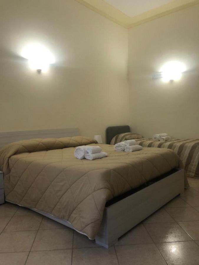 Guest House Via Poerio 卡坦扎罗 外观 照片